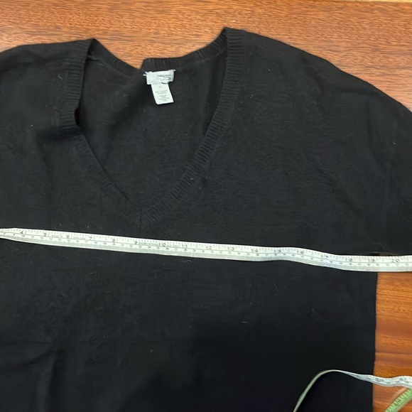 Halogen 💯 cashmere v neck high lo - Picture 8 of 10